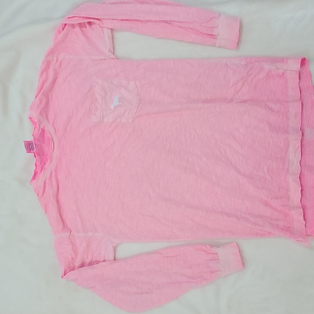 Victoria's Secret PINK long sleeved t-shirt